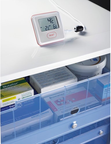 KOELKAST MEDICAMENTEN DOMETIC CE kunststof*28ltr*580x422x393mm*-3